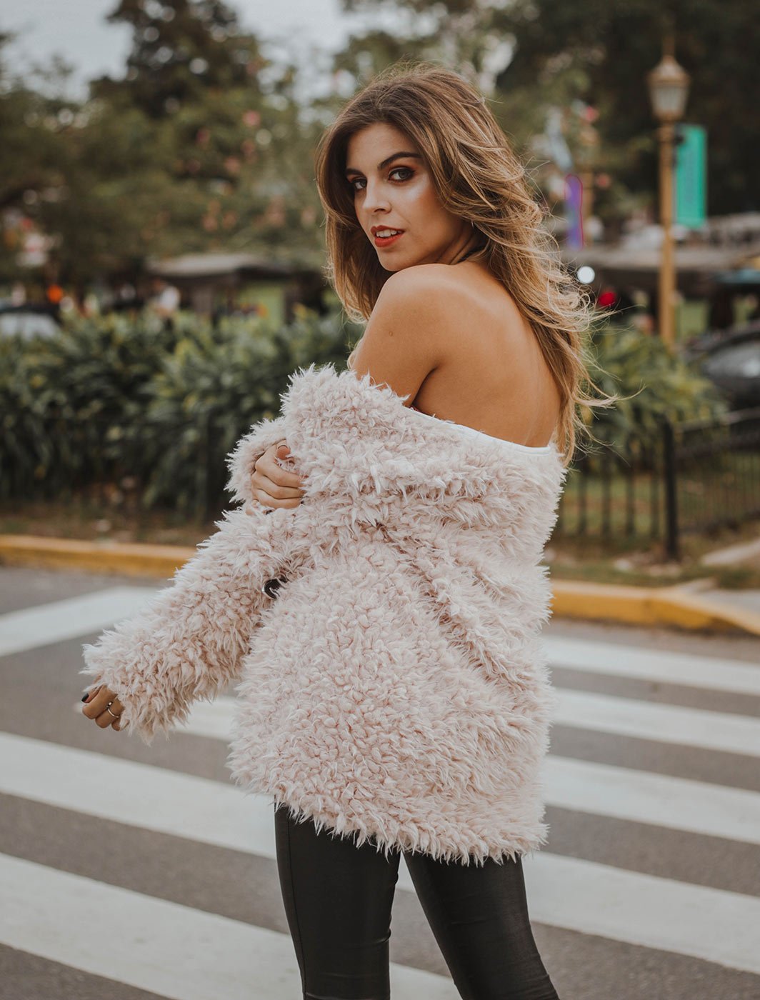 Сream borg pea coat